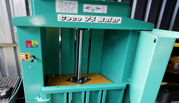 Prensa de balas vertical